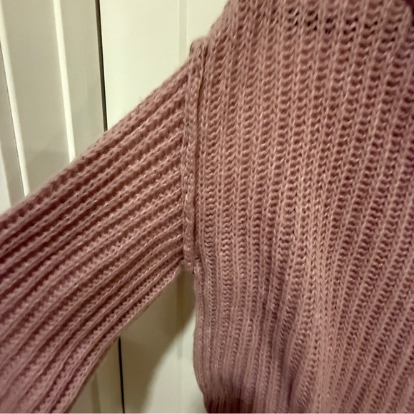 Mauve Chunky Knit Cropped Turtleneck Sweater – Size Small - Picture 2 of 3